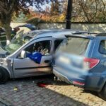 Carambol cu 3 mașini în Arad. Două persoane au fost rănite și transportate la spital