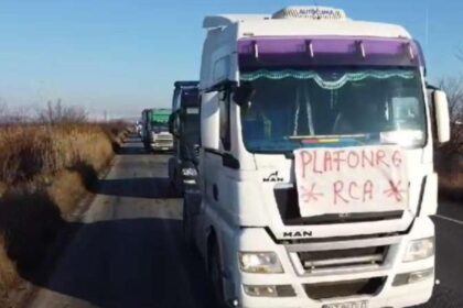 Negocieri dure cu transportatorii: Polițele RCA ar putea fi plătite în rate