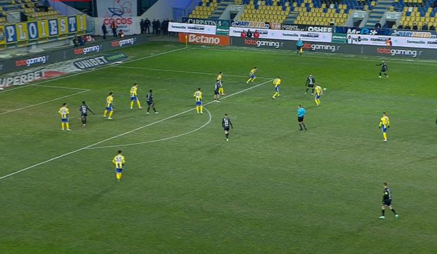 Petrolul -2, ACUM, pe Digi Sport 1. Nsimba a marcat o ”dublă”! Etim a avut un gol anulat