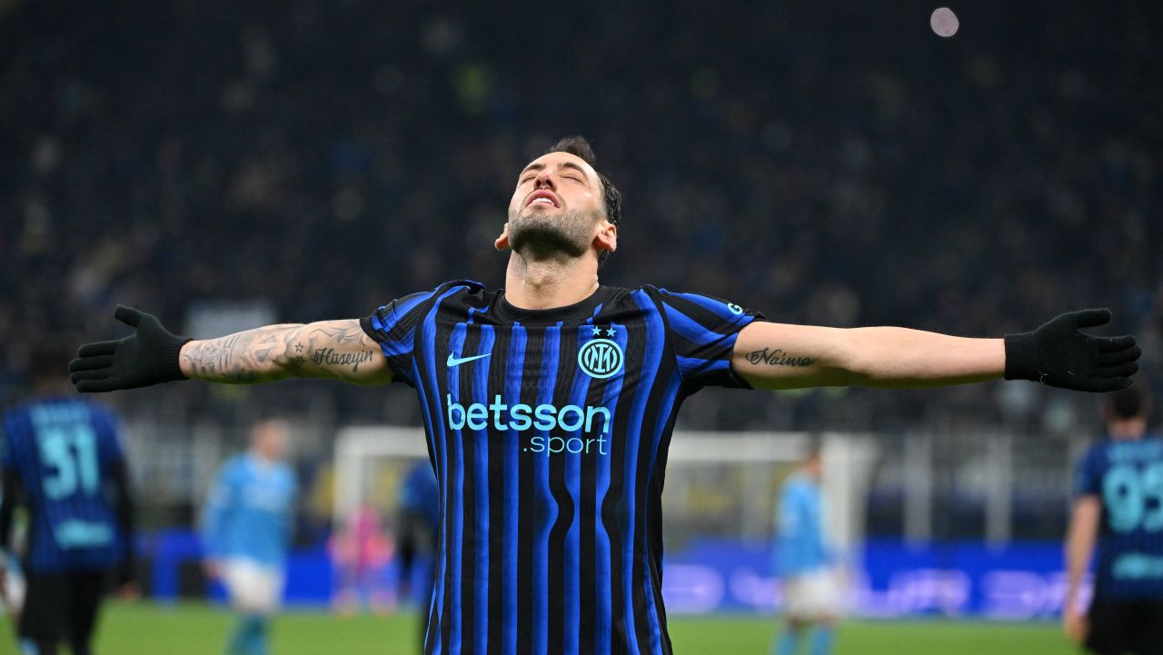 Hakan Calhanoglu ar putea schimba echipa: ”Îl așteptăm cu brațele deschise”
