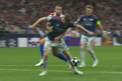 Penalty controversat în Atletico