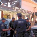 Teroare la New York! 6 persoane înjunghiate înaintea unui eveniment sportiv major la care ar urma să participe președintele Donald Trump