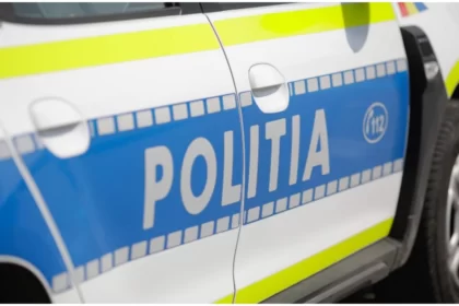 Copil de șase ani, lovit de o mașină în Sibiu. Băiețelul a suferit un traumatism cranian și a fost dus la spital